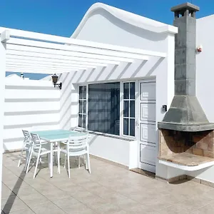 Holiday home Casas Maribel Pocillos - No Pool - Sin Piscina, Puerto del Carmen (Lanzarote)